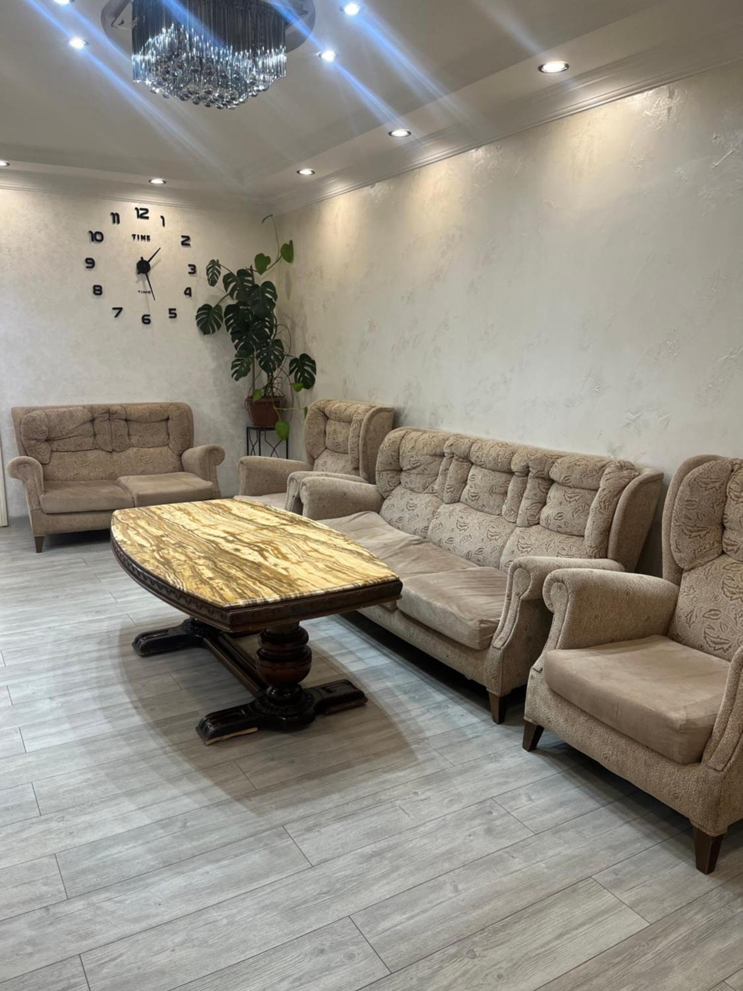 Apartament Batumi Luaran gambar